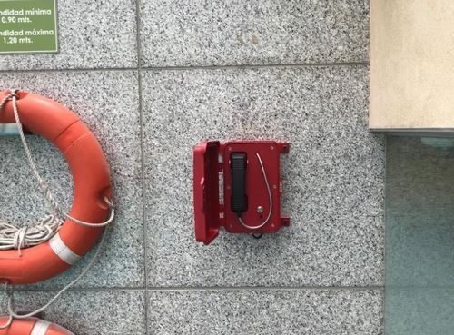Últimas notícias da empresa sobre Nosso telefone da emergência de JR101-CB foi instalado no Hilton Hotel no Peru
